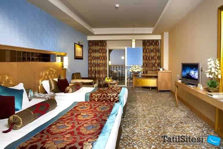 Royal Holiday Palace